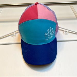 NWOT Headsweats technical trucker hat